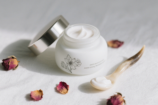 超氧化物歧化酶在护肤品中的应用